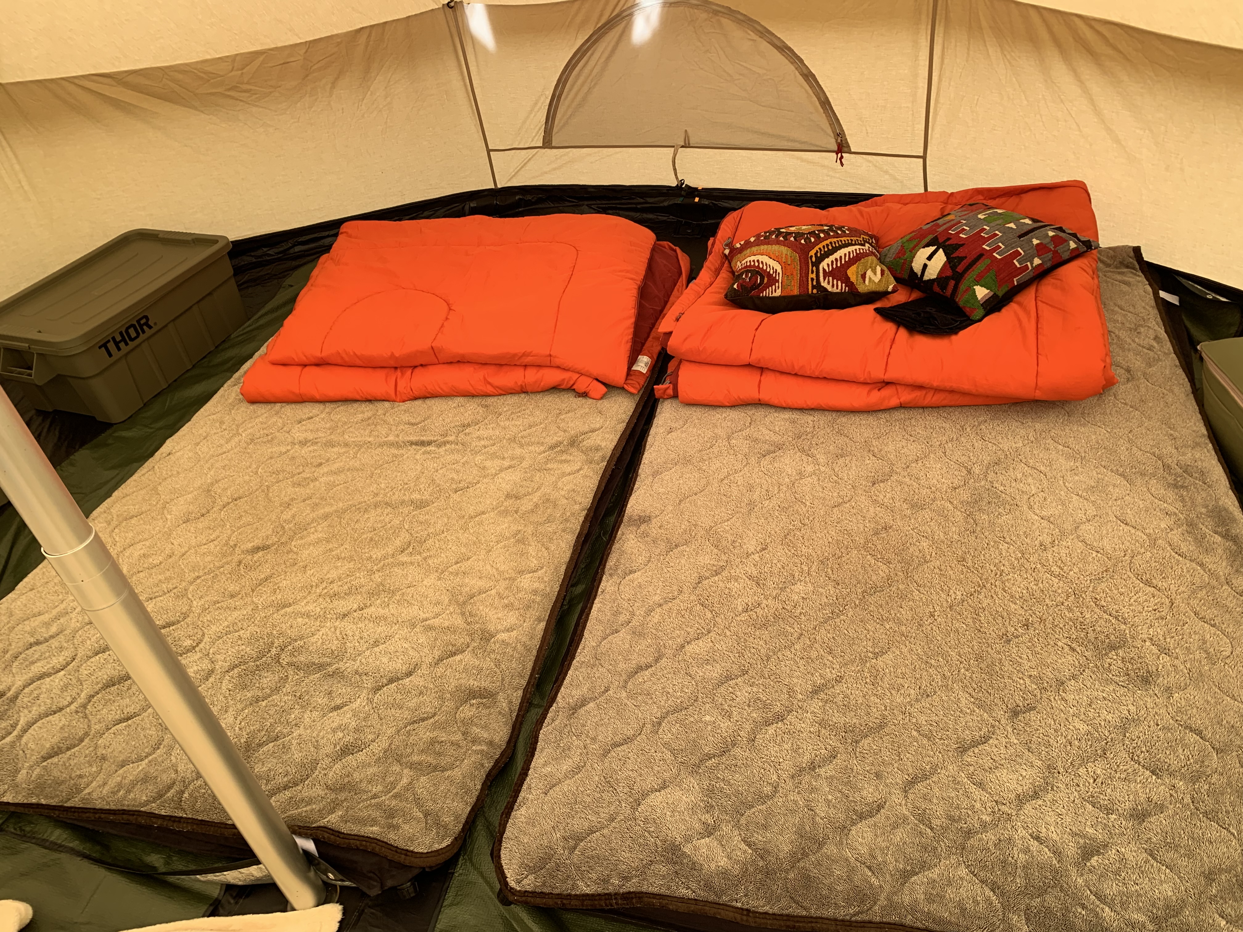 キャンプで快適な寝心地を求めて 我が家のベッド関連グッズ選び Father S Life